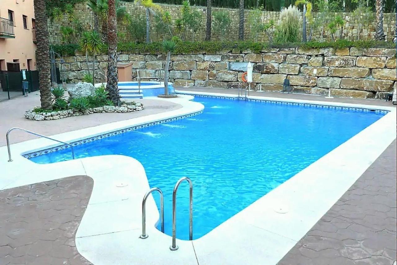Elegant 2Br Apartment Puerto Banus Marbella Just 12 Minutes Away By G00Giemaps Estepona Extérieur photo