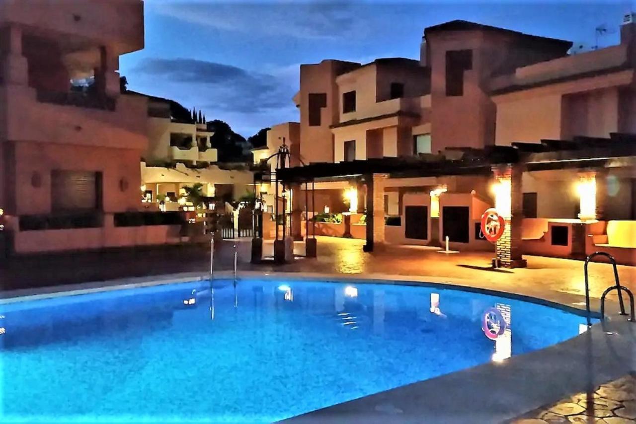 Elegant 2Br Apartment Puerto Banus Marbella Just 12 Minutes Away By G00Giemaps Estepona Extérieur photo